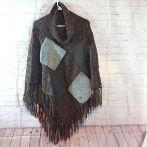 Vertigo Womans Brown Cowneck Fur Patches Poncho XL